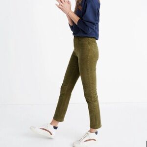 Madewell olive green corduroy, classic straight in size 23